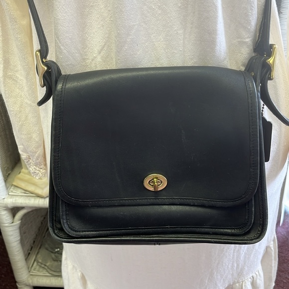 Vintage Coach Leather Rambler Bag F040 9061 - Picture 3 of 15